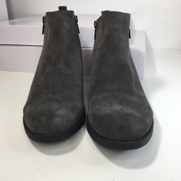 Kenneth Cole New York Dara Ankle Boots - Picture 4 of 9